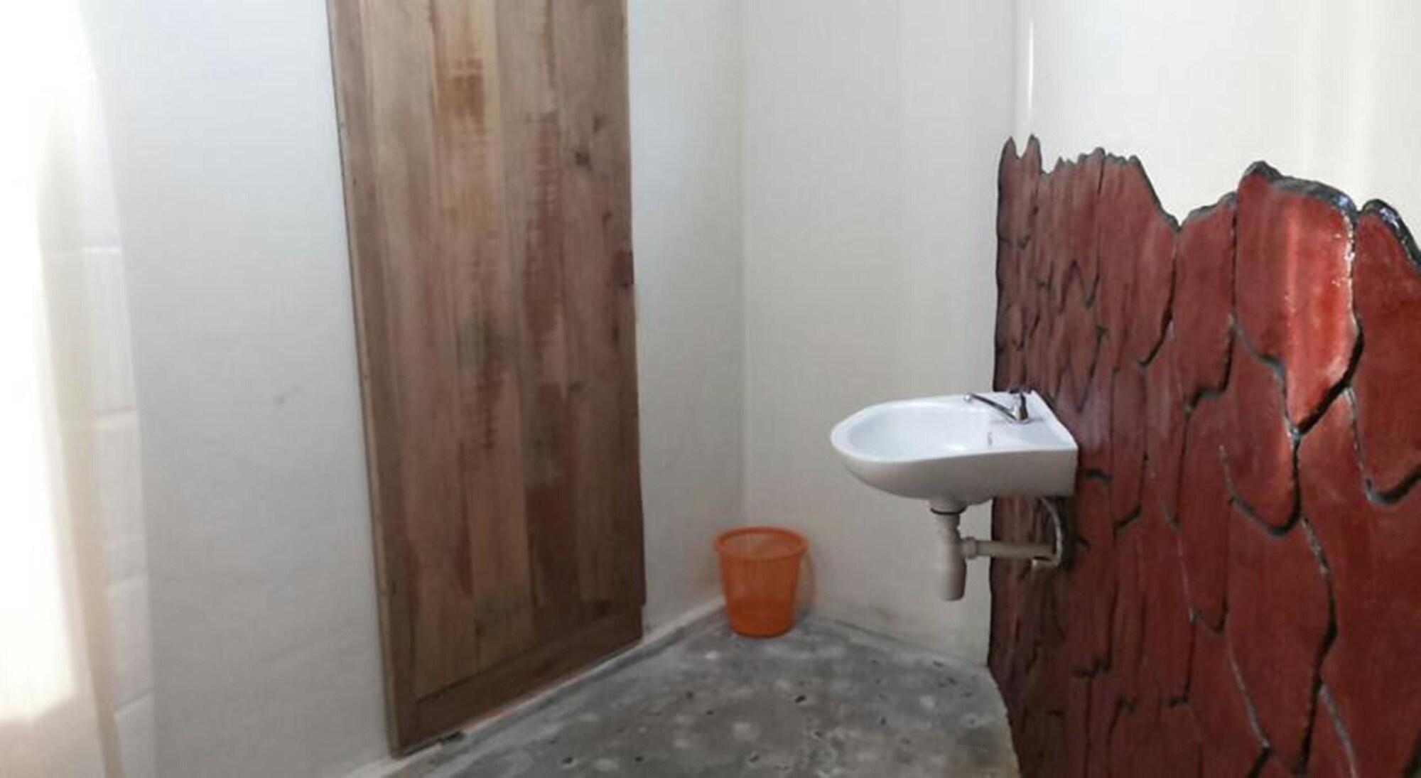 Beach Box Bungalow Gili Trawangan Eksteriør billede