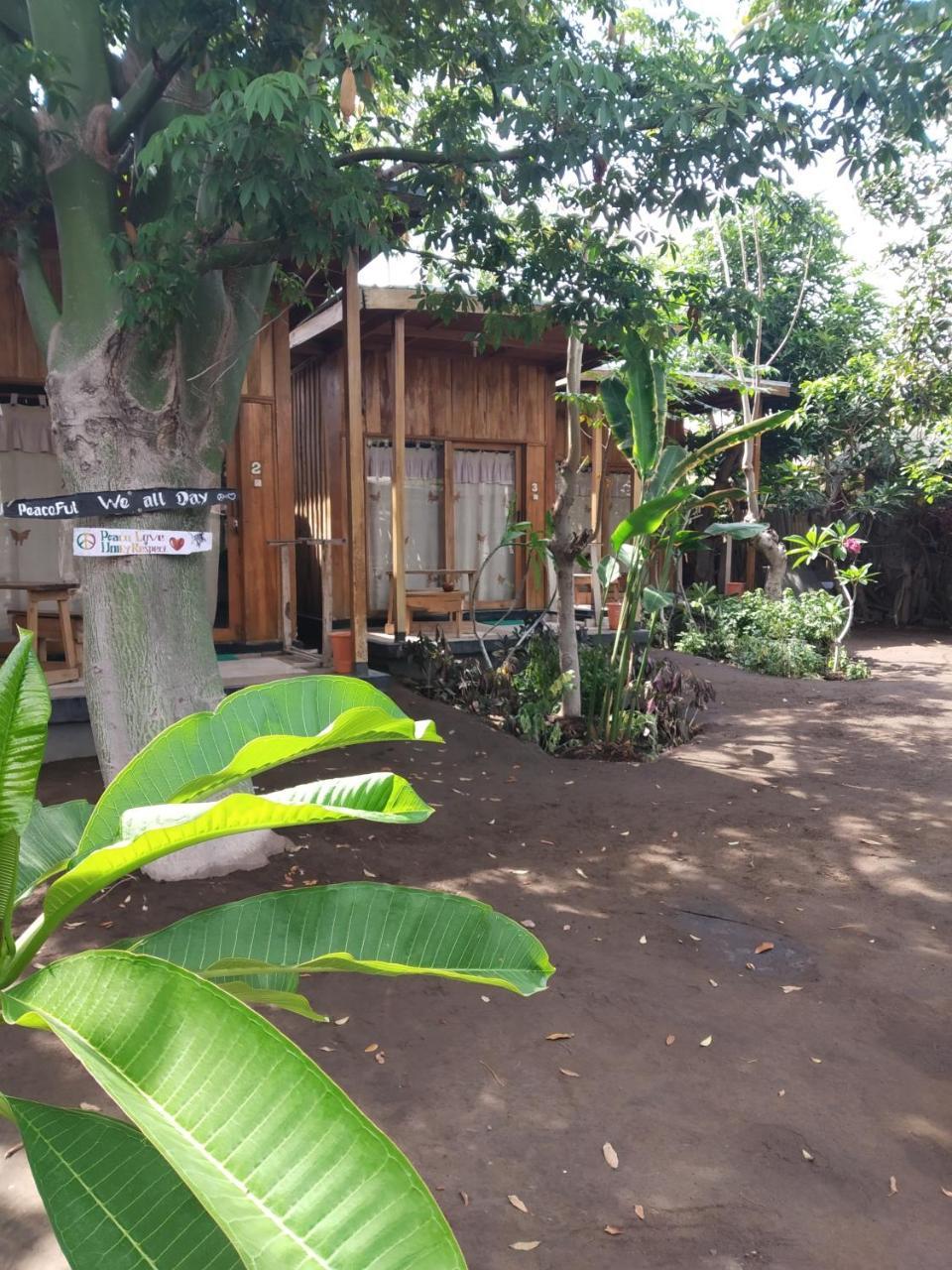 Beach Box Bungalow Gili Trawangan Eksteriør billede